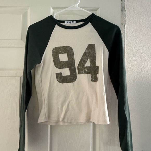 RSQ green and cream Graphic Long Sleeve Tee - Picture 1 of 3